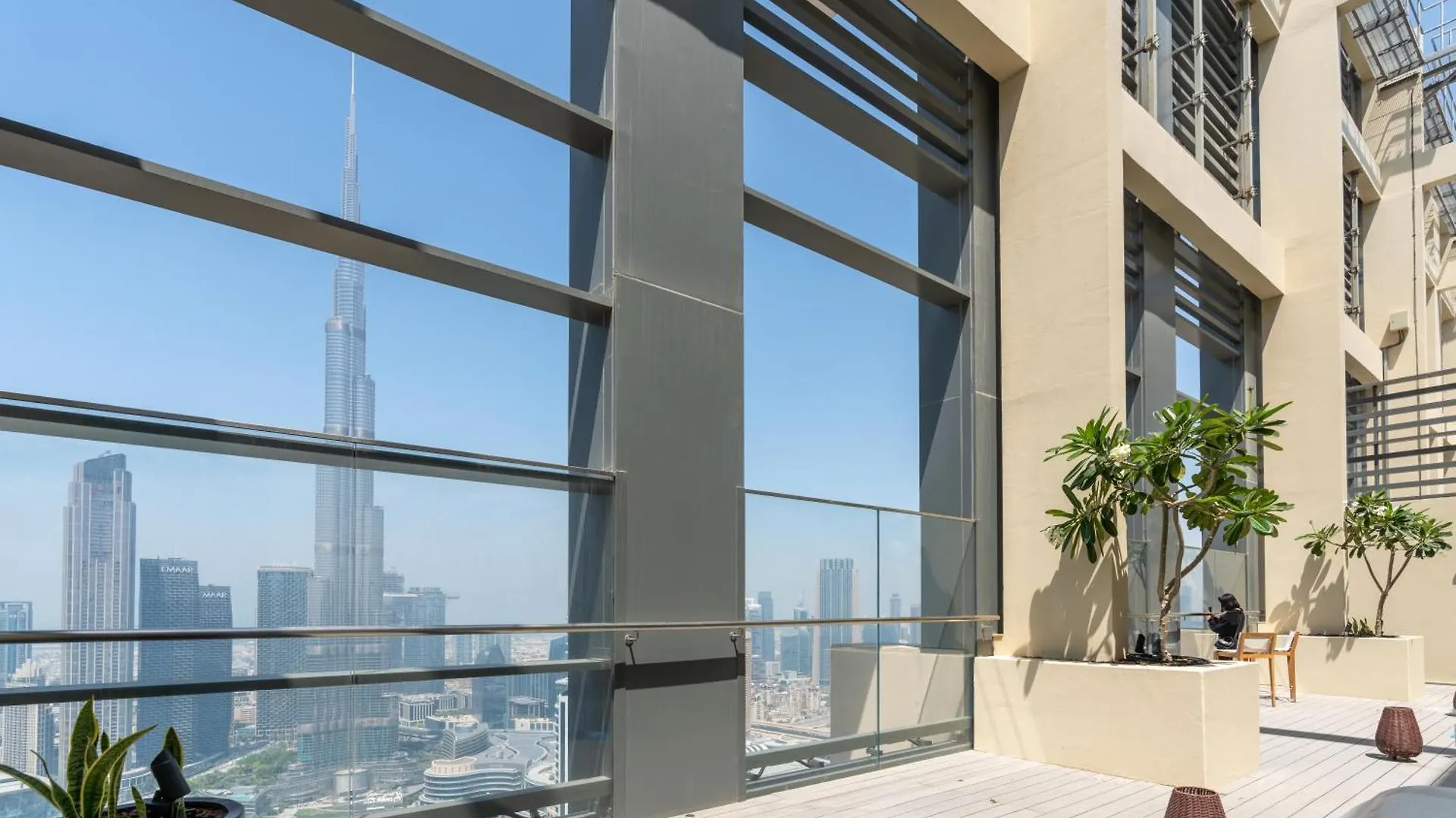 Burj Royal - Across Dubai Mall & Burj Khalifa 0*,